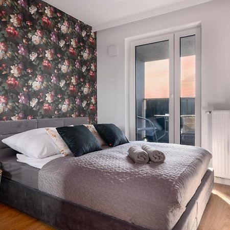 Star4You II Apartments ヴロツワフ エクステリア 写真