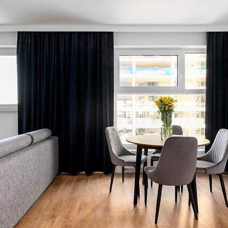 Star4You II Apartments ヴロツワフ エクステリア 写真
