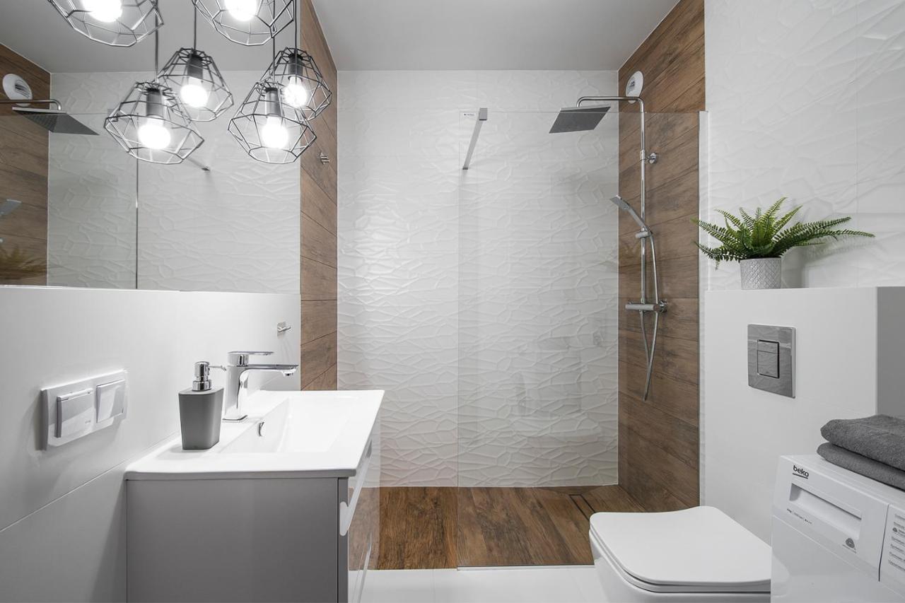 Star4You II Apartments ヴロツワフ エクステリア 写真
