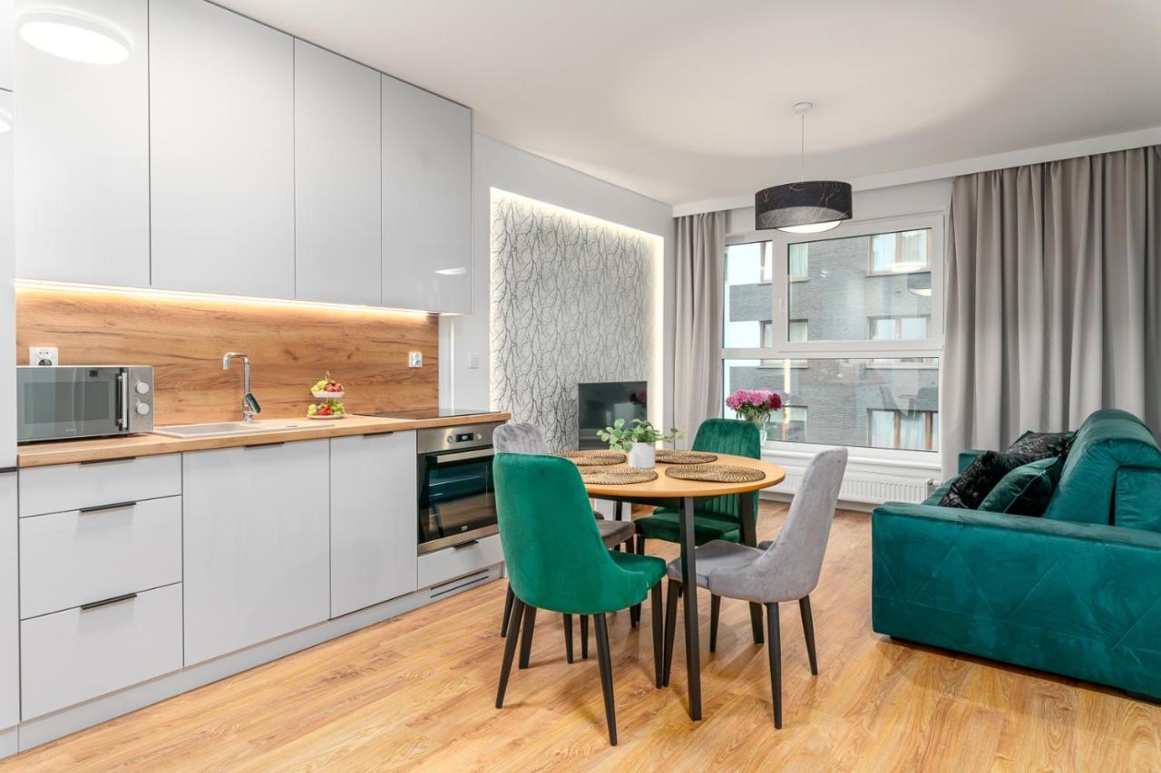 Star4You II Apartments ヴロツワフ エクステリア 写真