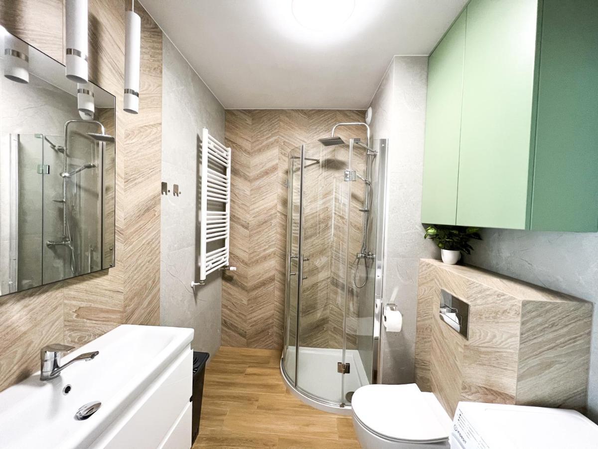 Star4You II Apartments ヴロツワフ エクステリア 写真
