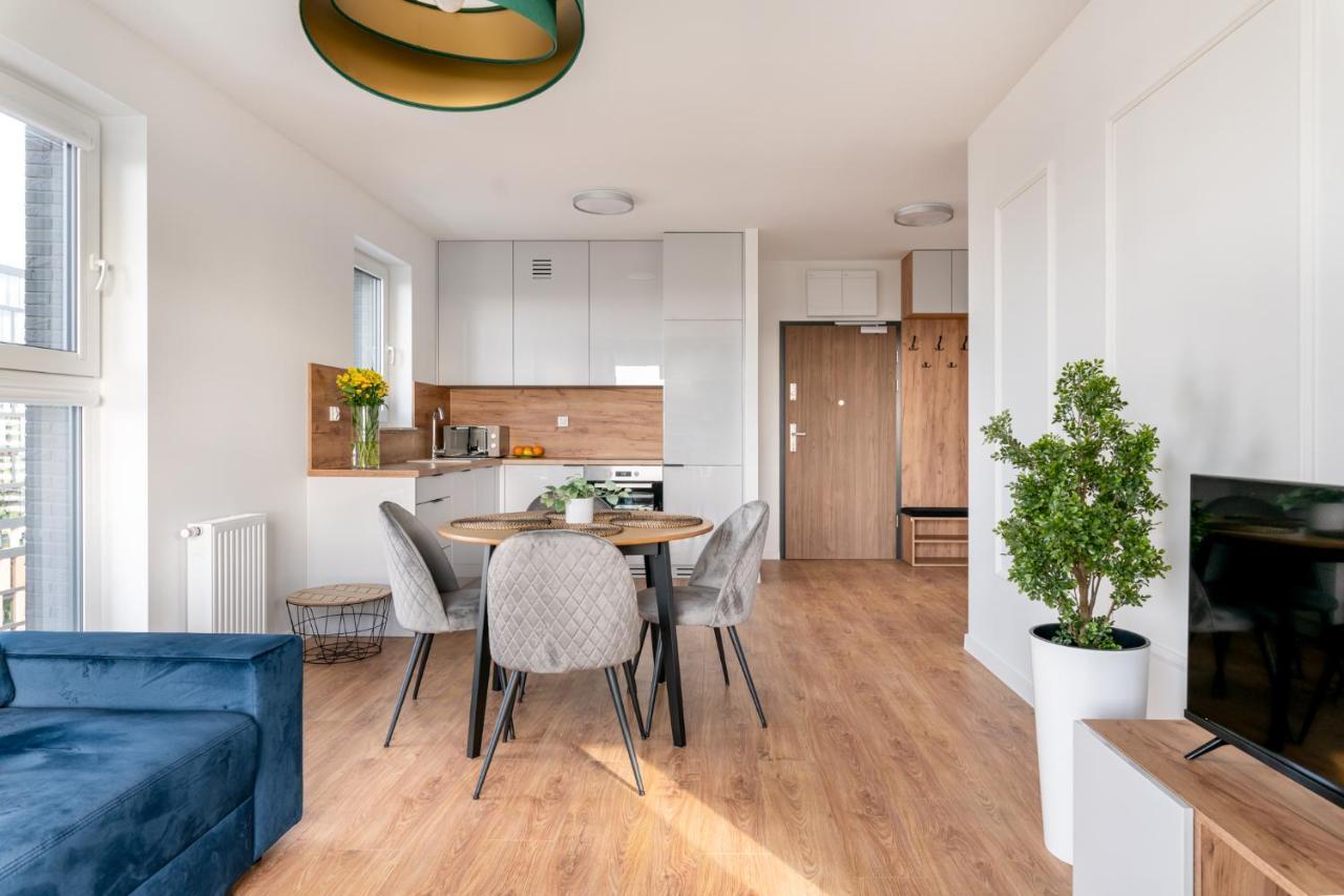 Star4You II Apartments ヴロツワフ エクステリア 写真