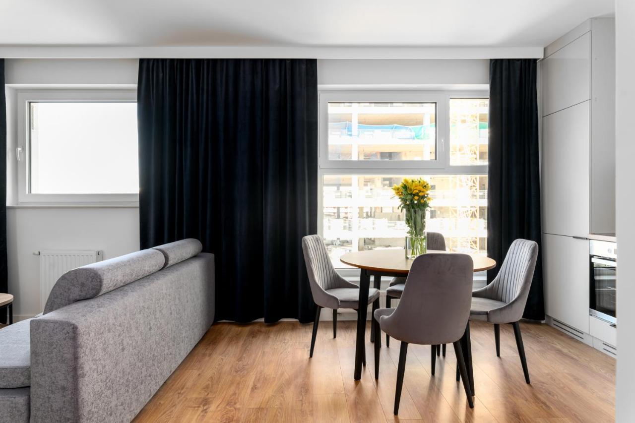 Star4You II Apartments ヴロツワフ エクステリア 写真